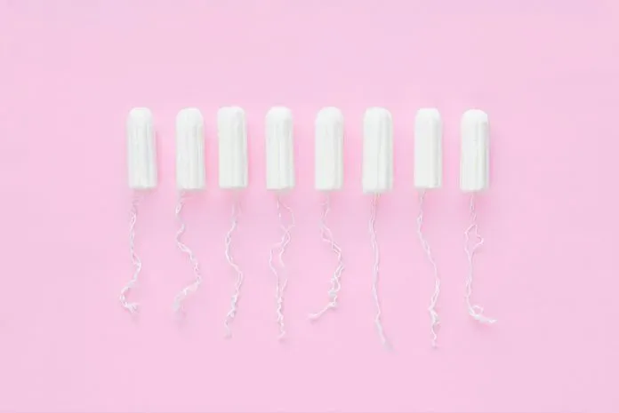 corrida-e-menstruacao-696x465