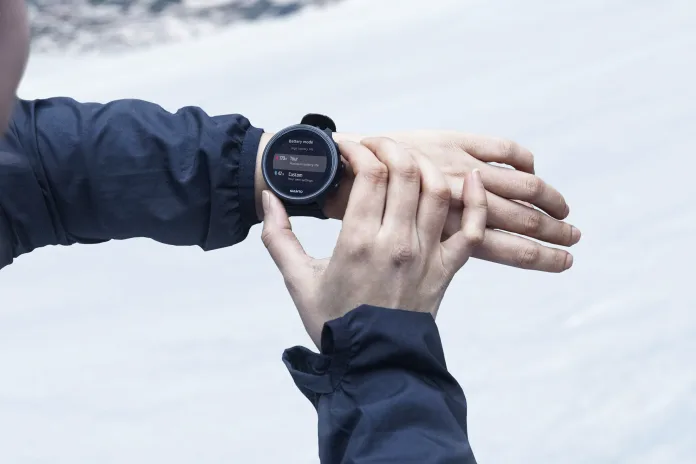 Suunto_9_titanium_batterymode_tour